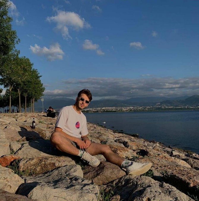 Takla atan otomobilde ağır yaralanmıştı, 14 günlük yaşam mücadelesini kaybetti