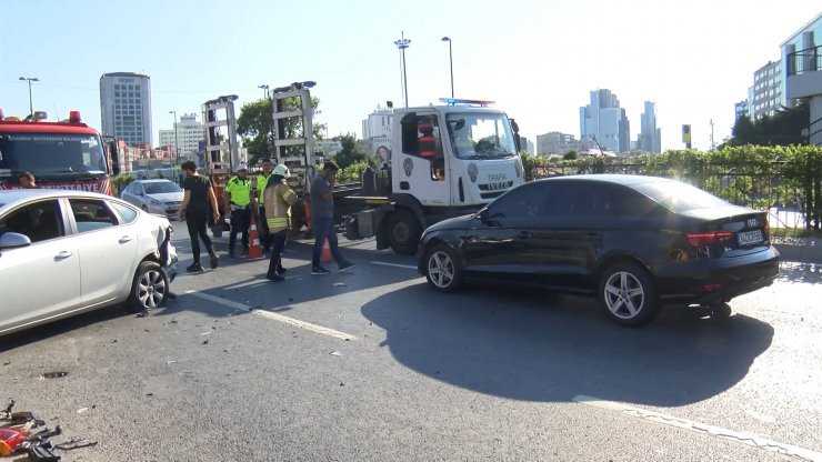 Zincirlikuyu'da zincirleme kaza: 2 yaralı