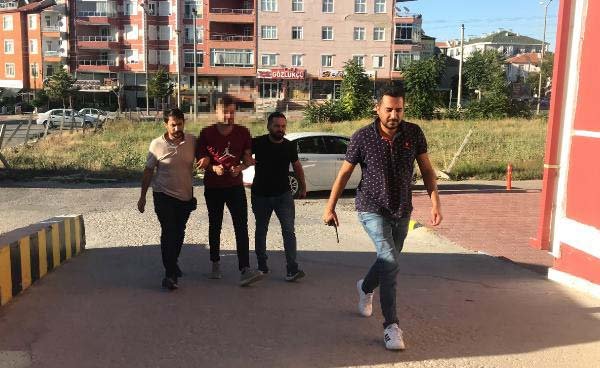 4 yaşındaki Zeynep'i salıncakta vuran komşu serbest