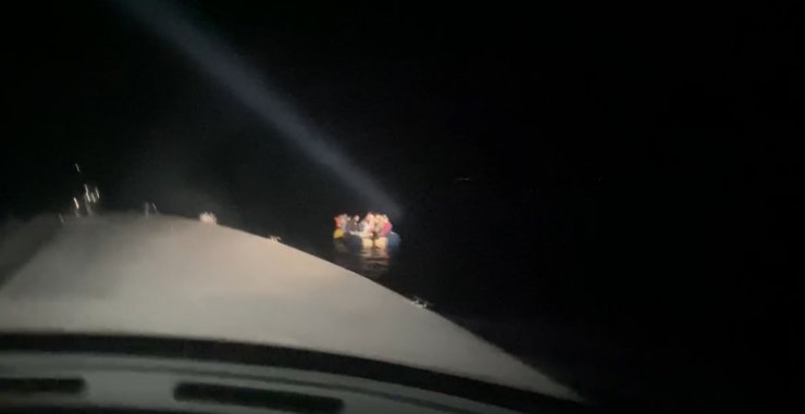 70 kaçak göçmen kurtarıldı