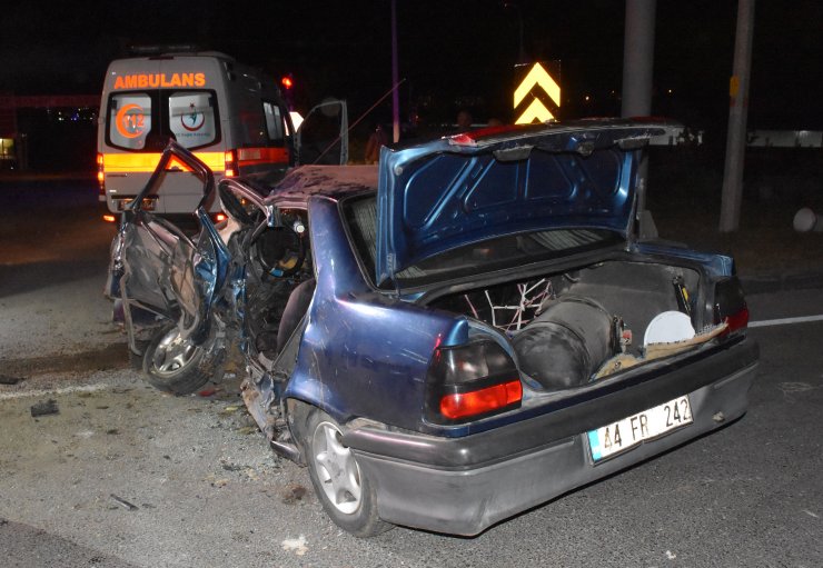 Cip ile otomobil çarpıştı: 1 ölü, 9 yaralı