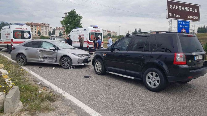 Karabük’te iki ayrı trafik kazası: 1’i çocuk 2 yaralı