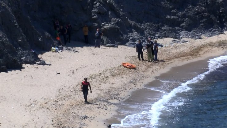 Sahilde ceset bulundu
