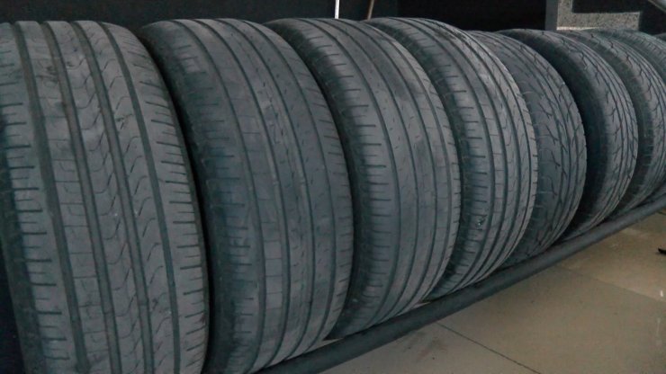 Lastikçi ve elektrikçideki hırsızlar kamerada