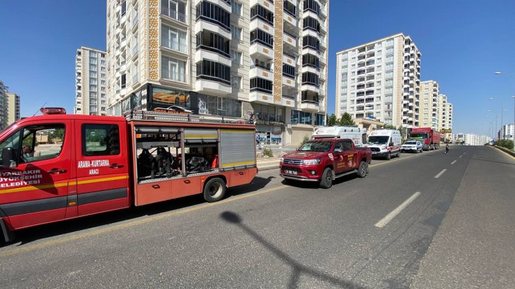 Yük asansörünün halatı koptu, bodrum katta mahsur kalan işçileri itfaiye kurtardı