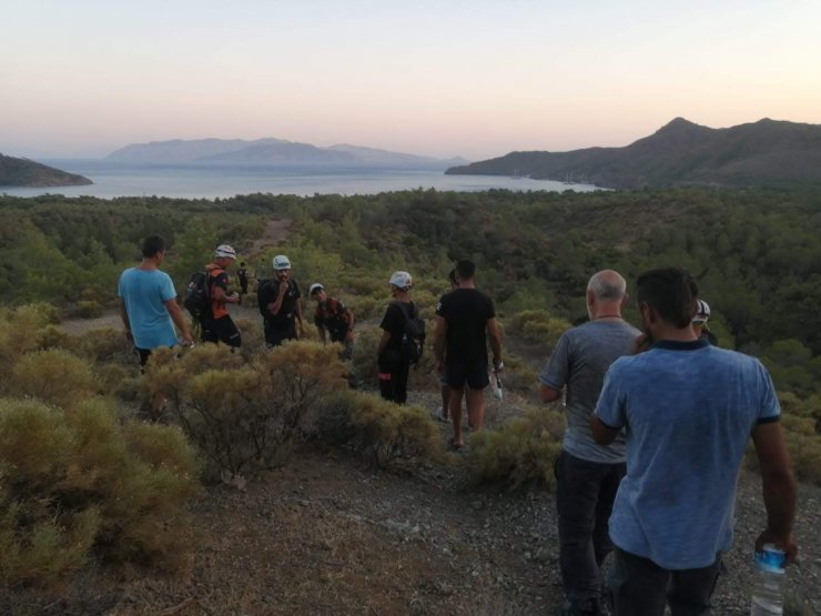 Yürüyüşe çıktığı dağda mahsur kaldı, 5 saat sonra kurtarıldı