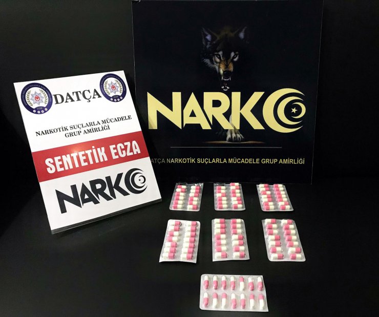 Datça'ya getirdikleri uyuşturucuyu eğlence mekanlarında satacaklardı