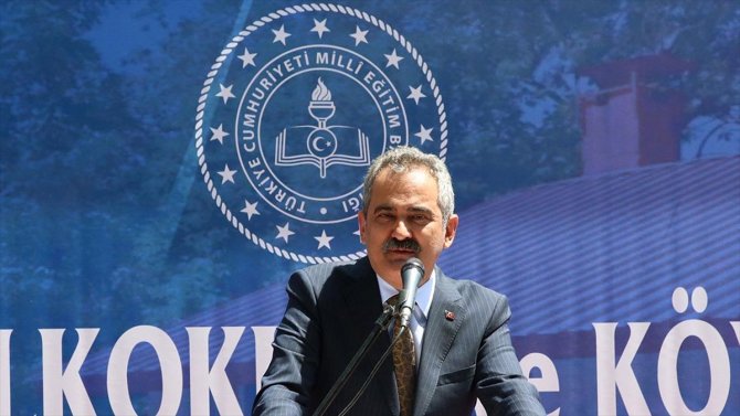 Özer: Son 20 yıl okullaşma oranlarının maksimum seviyeye çıktığı bir dönem oldu