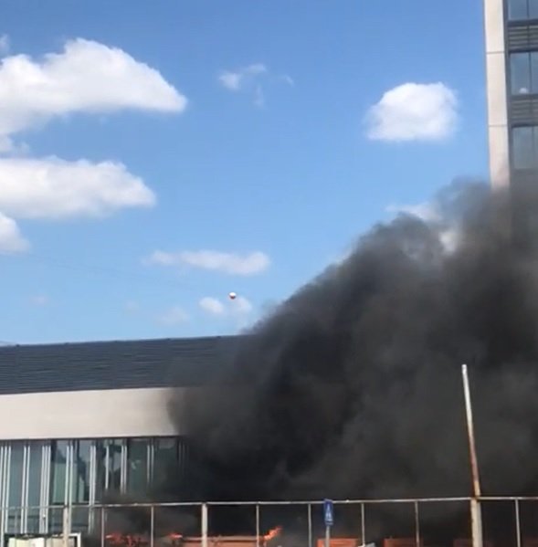 Hastane bahçesinde yangın