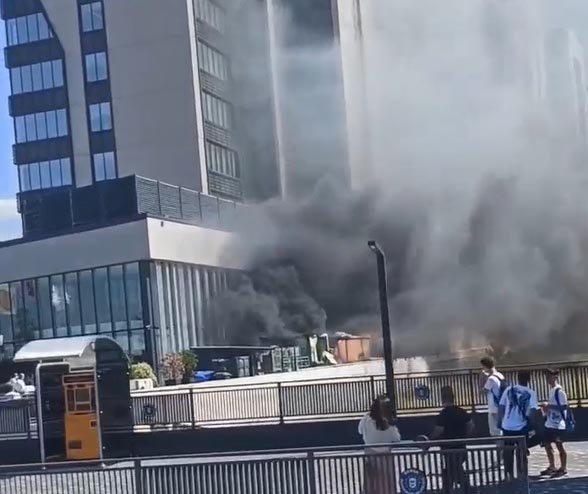 Hastane bahçesinde yangın