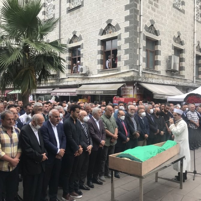 Silahlı kavgada öldürülen Bakan Soylu’nun kuzeni son yolculuğun uğurlandı