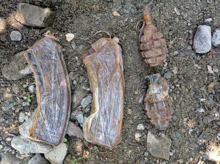 Tunceli'de teröristlere ait mühimmat ele geçirildi