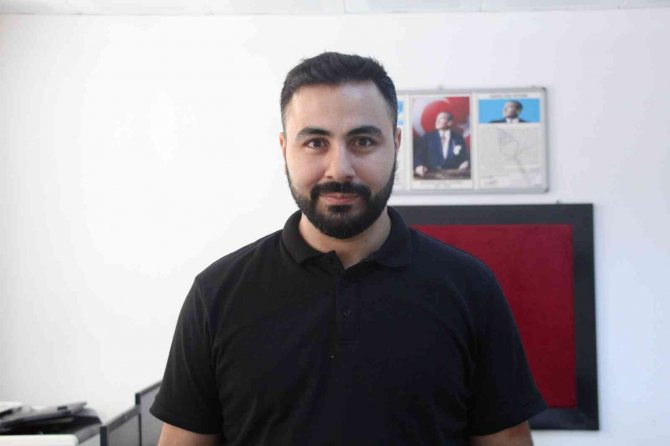 30 yaşında eğitim aşkı, 10 yılda 7 üniversite bitirdi