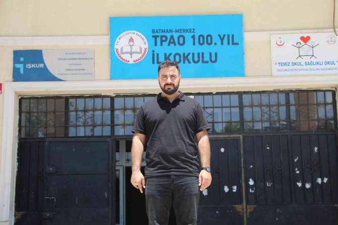 30 yaşında eğitim aşkı, 10 yılda 7 üniversite bitirdi