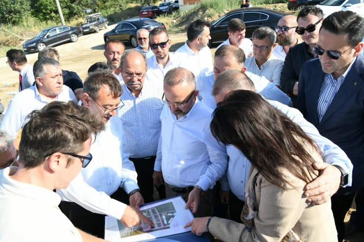 AK Parti'li Turan: Şehrimizde sanayinin geliştiğini görmek bizim için çok büyük bir onur