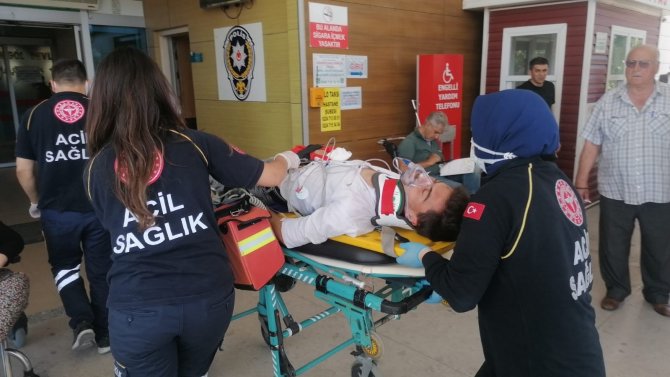 Bursa’da ikizleri kaza ayırdı