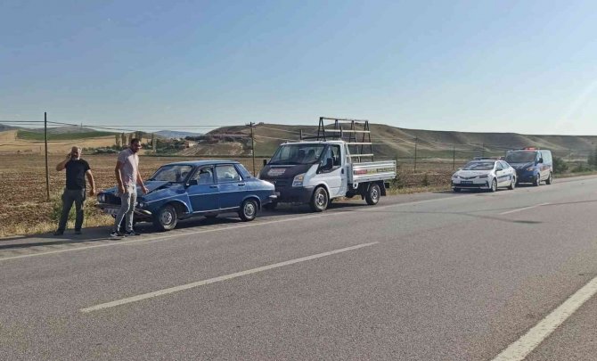 Çorum-Ankara karayolunda trafik kazası: 1 yaralı