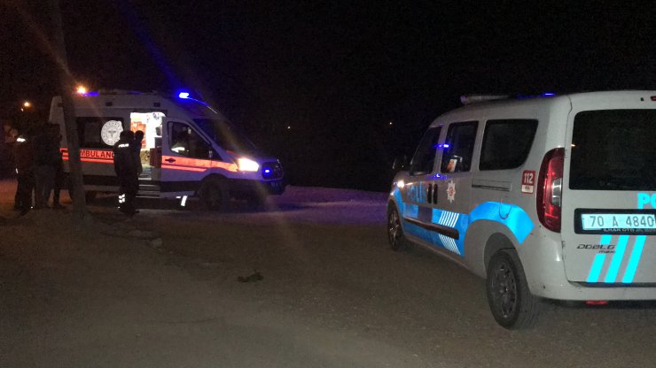 Evinin önünde bıçaklı saldırıya uğradı