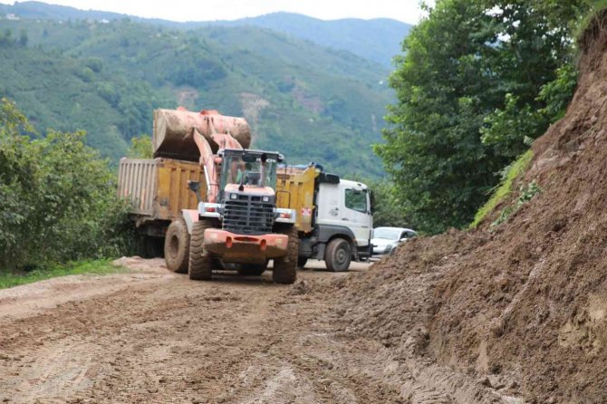 Fatsa’da şiddetli yağışın yol açtığı hasarlar gideriliyor