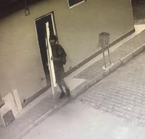 İmamdan caminin tuvalet kapısını çalan hırsıza: Bir daha böyle şeyler yapma