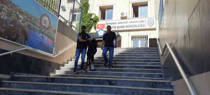 Kartal’da lüks otomobilden hayalet gösterge çalan hırsız yakalandı