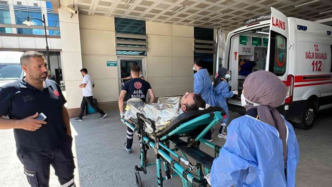 Kimyasalla temas eden 3 işçi hastaneye kaldırıldı