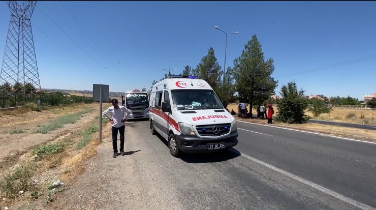 Minibüsün su deposunu açtı yüzü yandı