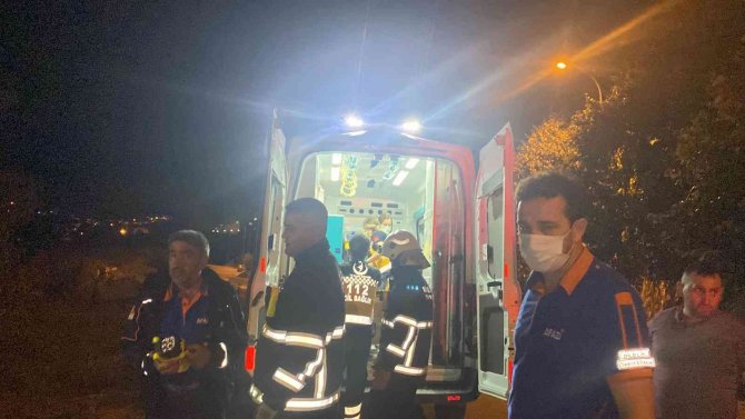 Alkol alırken 20 metrelik şarampole yuvarlandı