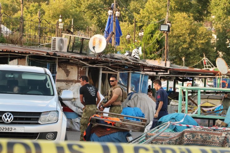 Balık tutanların ağına 'havan mermisi' takıldı