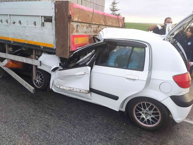 Genç hemşire son yolculuğuna uğurlandı