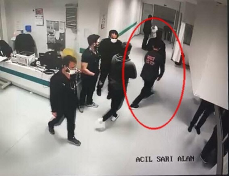 Hastasının darbetmediği ortaya çıkan doktor, FETÖ soruşturmasında açığa alındı