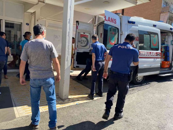 İzmir’de ayrı yaşadığı eşi tarafından vurulan kadın yaşam savaşını kaybetti