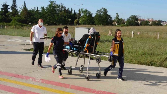 Kalp krizi geçiren kadın ambulans helikopterle hastaneye sevk edildi