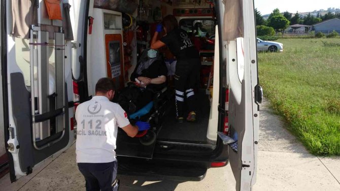 Kalp krizi geçiren kadın ambulans helikopterle hastaneye sevk edildi