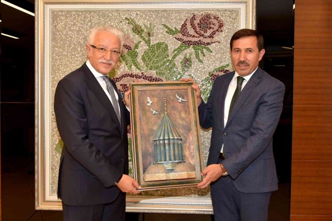 Karatay Belediyesi ve NEÜ Geliştirme Vakfı işbirliği yapacak