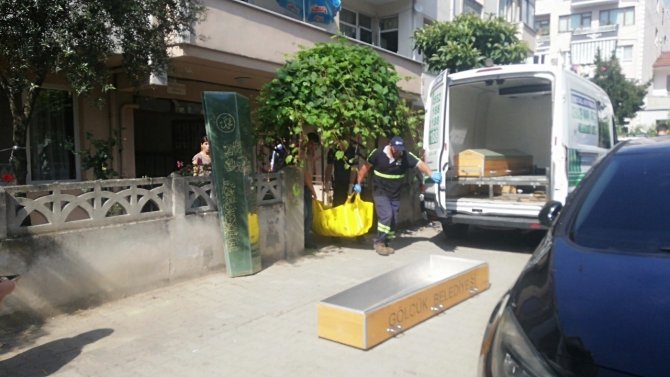 Karısını, boşanmak istemediği için öldürmüş