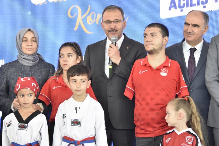 Konya Olimpik Yüzme Havuzu, Kasapoğlu'nun katılımıyla açıldı