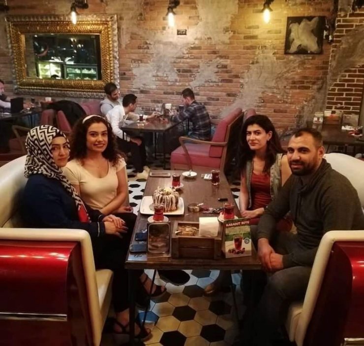 Pınar'ı öldürüp cenazeyi almaya gitmiş; Katil zanlısı Adli Tıp önünde  