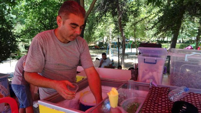 Sıcaklar arttı limon dondurmasında üretim katlandı