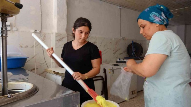 Sıcaklar arttı limon dondurmasında üretim katlandı