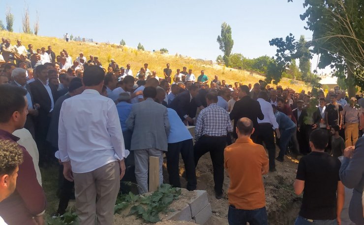 Yayladaki silahlı kavgada ölen 4 kişi toprağa verildi; 7 gözaltı