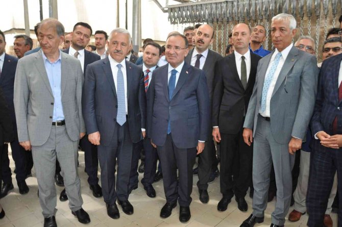 Bakan Bozdağ'dan hasta ve tutuklu hükümlerle ilgili kritik açıklama