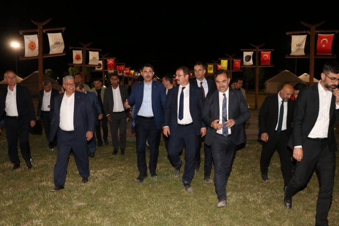 Bakan Kurum: “Selçuklu’nun başkenti Ahlat ülkemiz için çok önemli”
