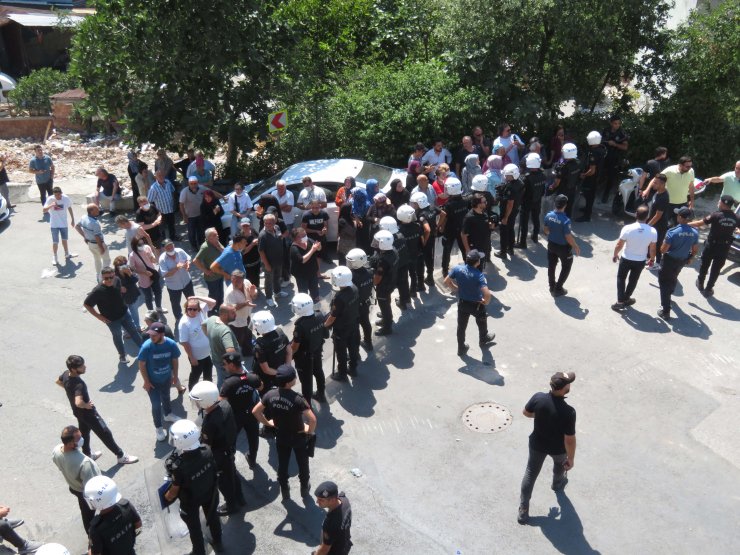 Beykoz'da olaylı yıkım