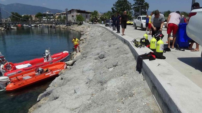 Edremit Körfezi’nde kaybolan 2 kişiyi arama çalışmalarında 4’üncü gününde devam ediyor