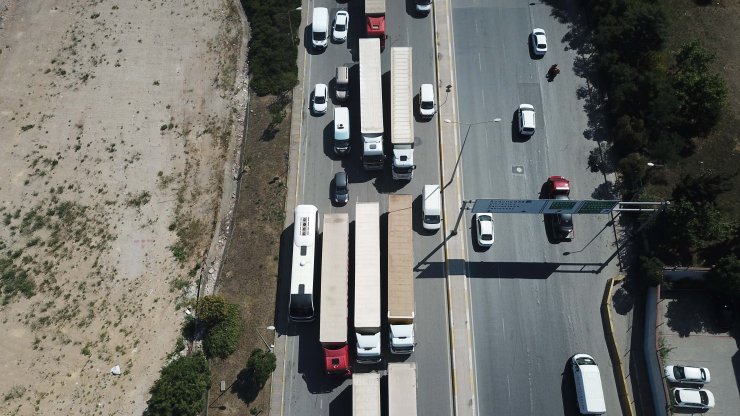 Gümrük Müdürlüğü önünde TIR kuyruğu...
