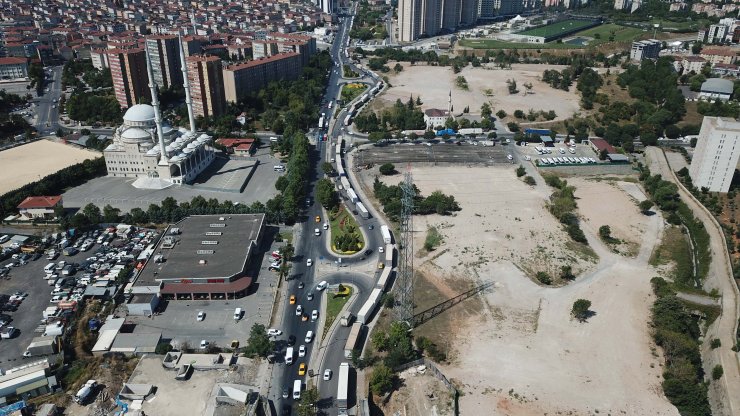 Gümrük Müdürlüğü önünde TIR kuyruğu...