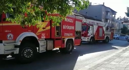 İki otomobil kafa kafaya çarpıştı: 5 yaralı