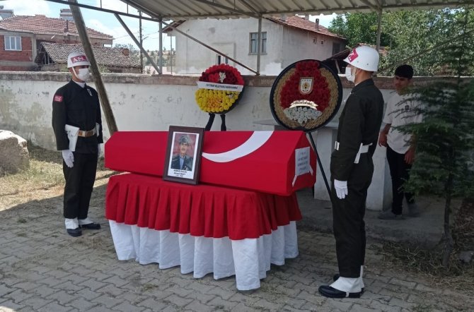 Kazada ölen Kıbrıs gazisi toprağa verildi