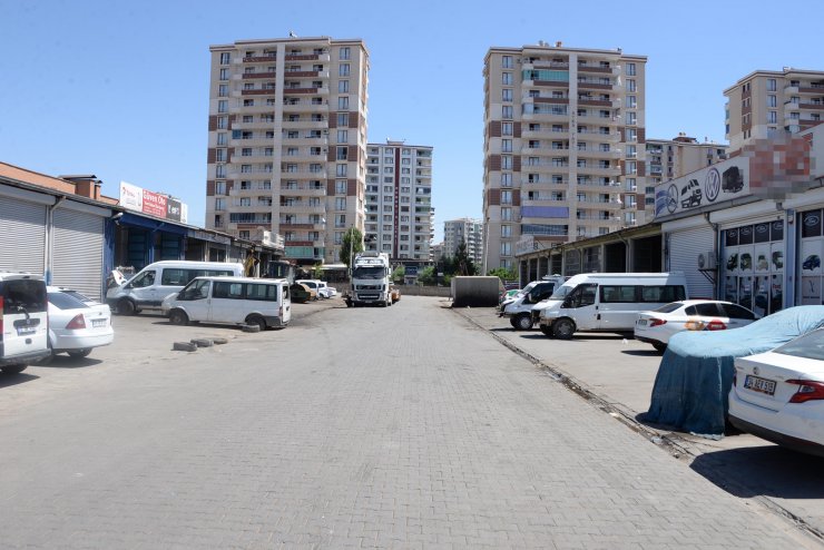 Kazalı araçların 60 bin TL'lik motor aksamının çalındığı 47 gün sonra fark edildi